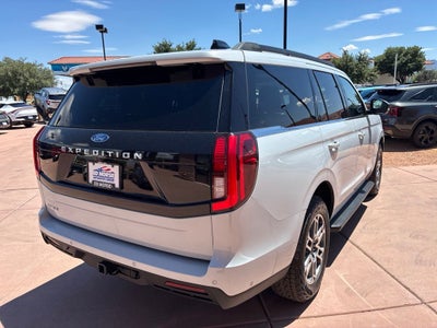 2025 Ford Expedition Active