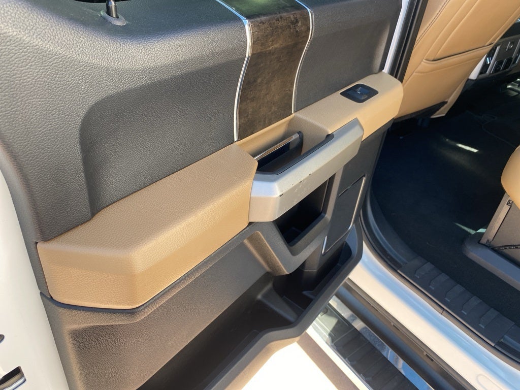 2022 Ford F-350SD Lariat