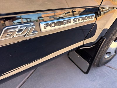 2017 Ford F-350SD Platinum DRW
