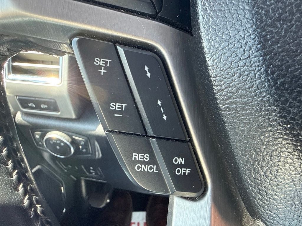 2017 Ford F-350SD Platinum DRW