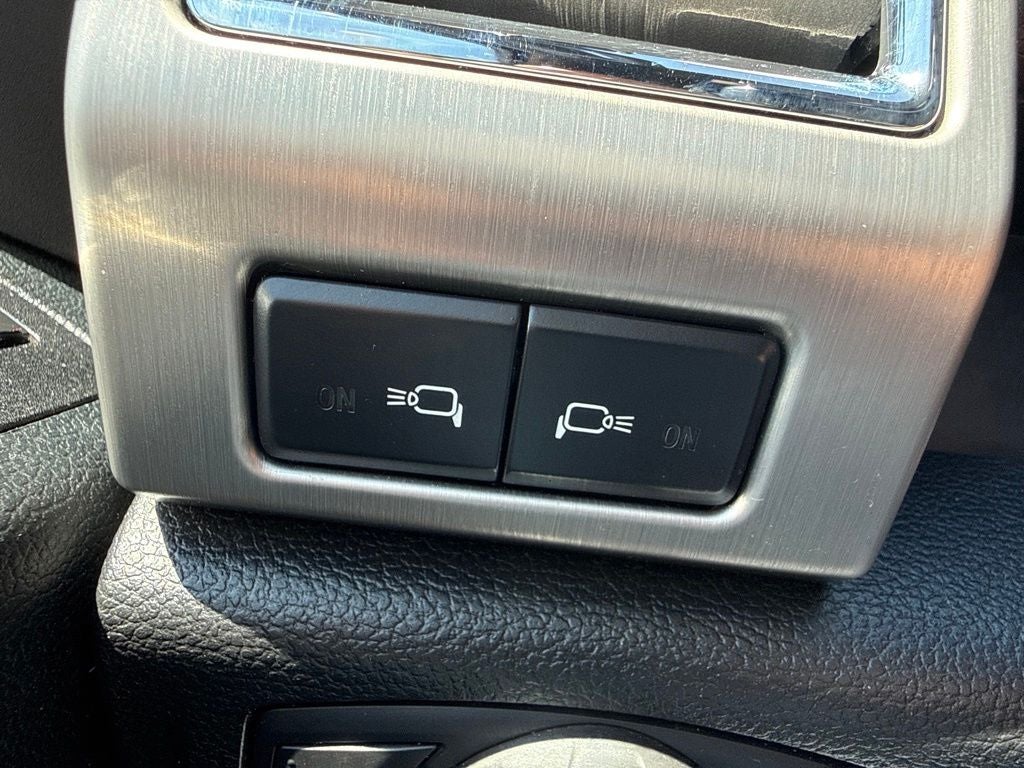 2017 Ford F-350SD Platinum DRW
