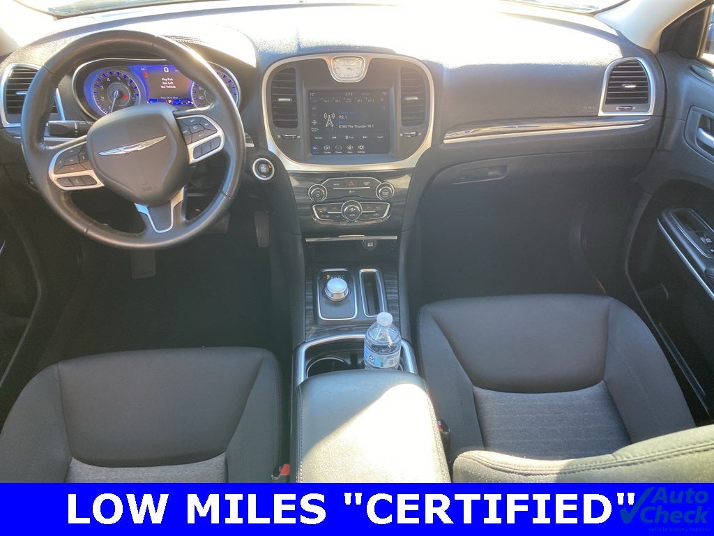 2021 Chrysler 300 Touring