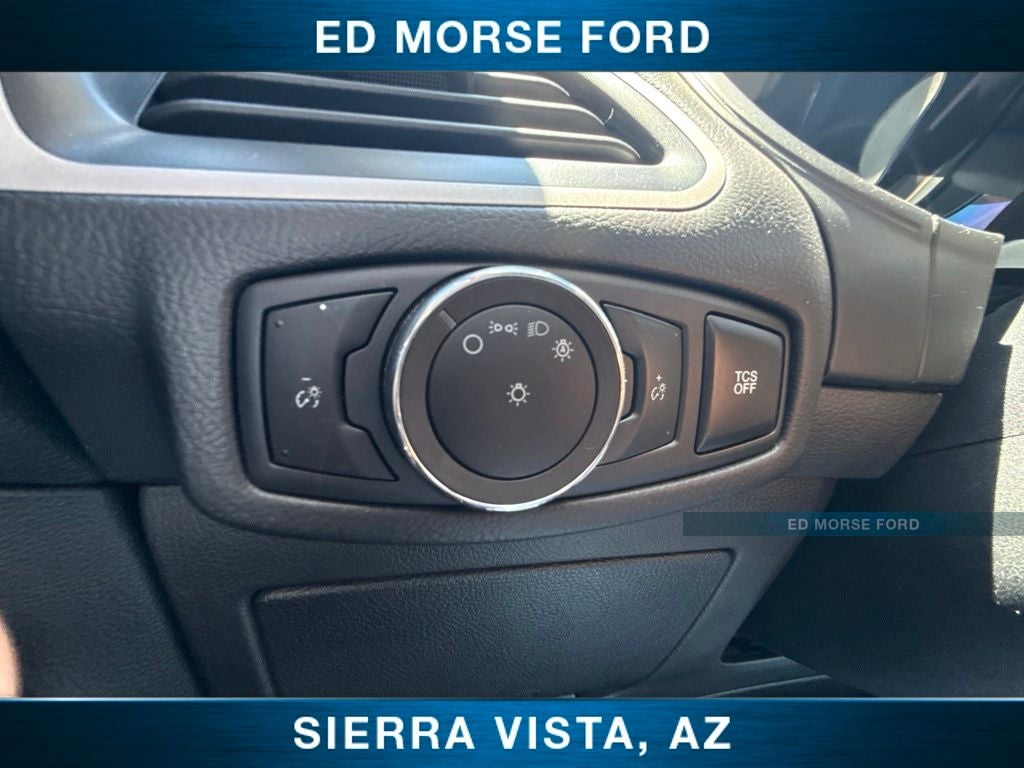2023 Ford Edge SE