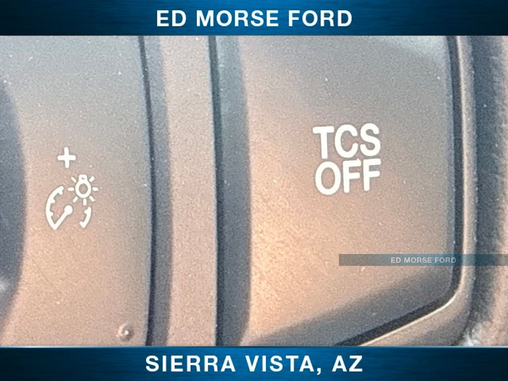 2023 Ford Edge SE