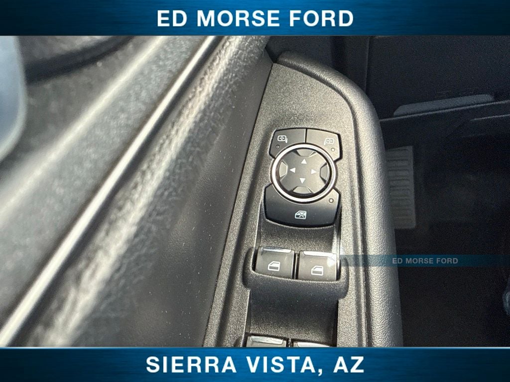 2023 Ford Edge SE