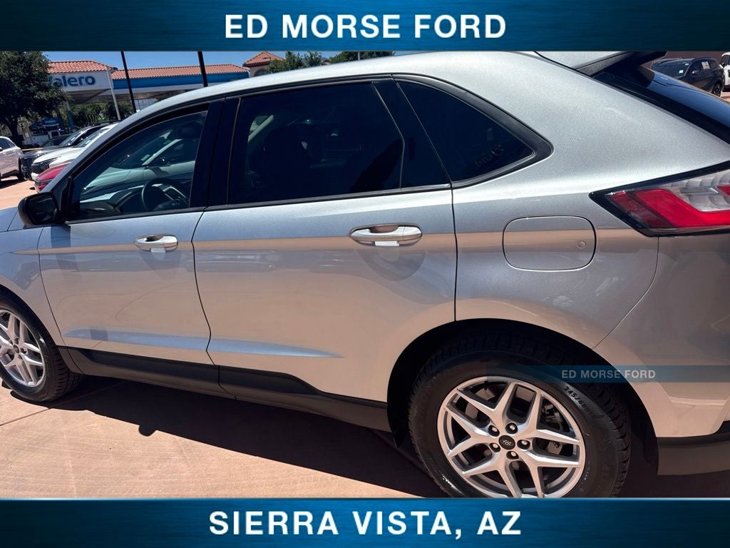 2023 Ford Edge SE