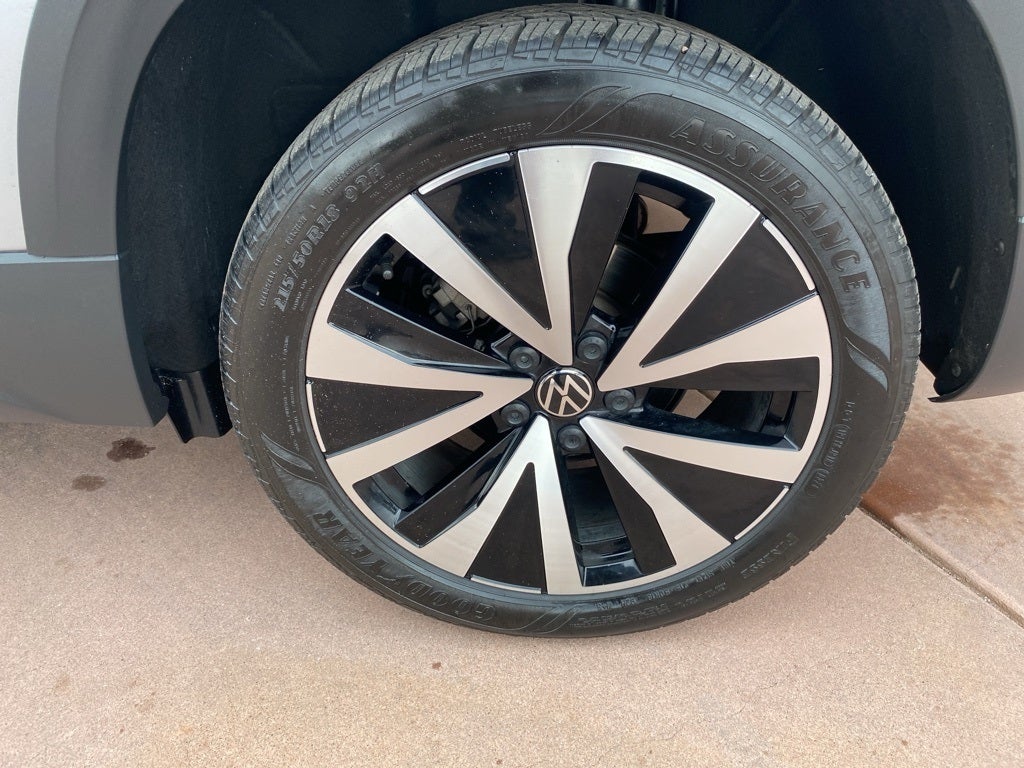 2024 Volkswagen Taos 1.5T SE