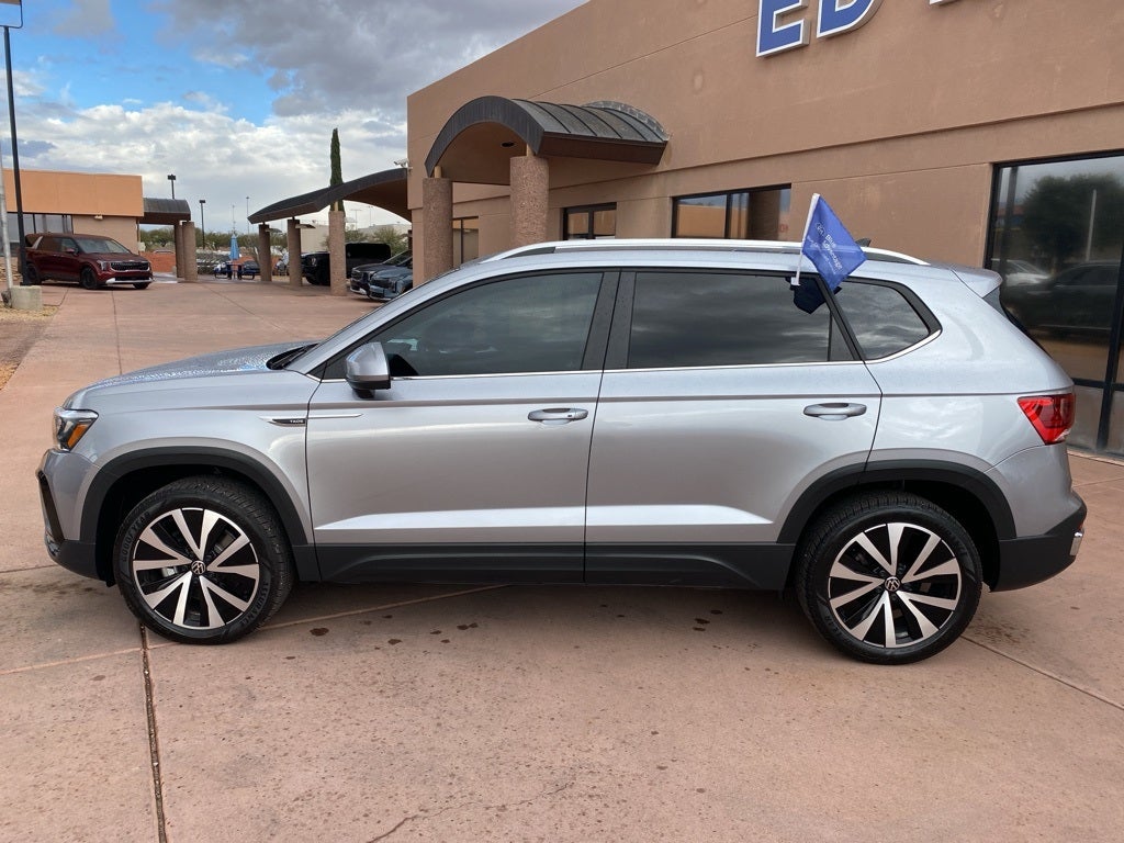 2024 Volkswagen Taos 1.5T SE