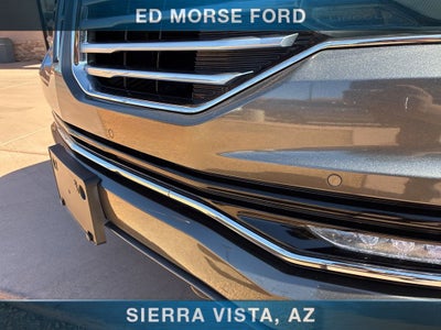 2015 Lincoln Navigator Base