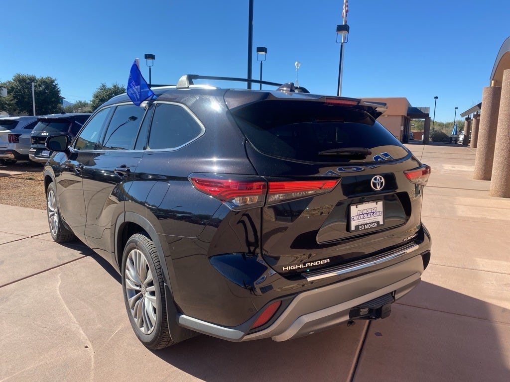 2022 Toyota Highlander Platinum