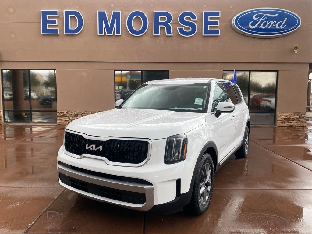 2023 Kia Telluride LX