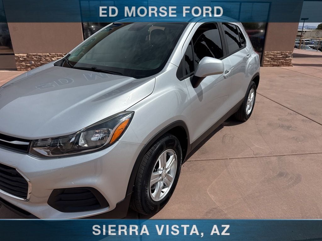 Used 2020 Chevrolet Trax LS with VIN KL7CJKSB8LB027876 for sale in Sierra Vista, AZ