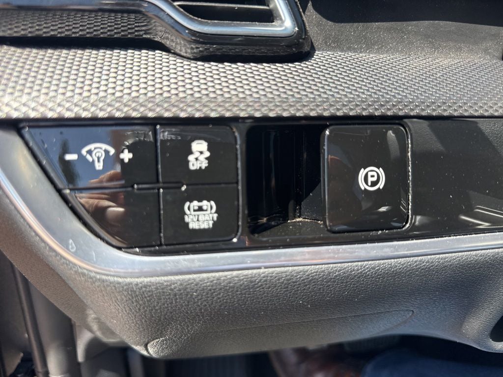 2025 Kia Sportage Hybrid LX