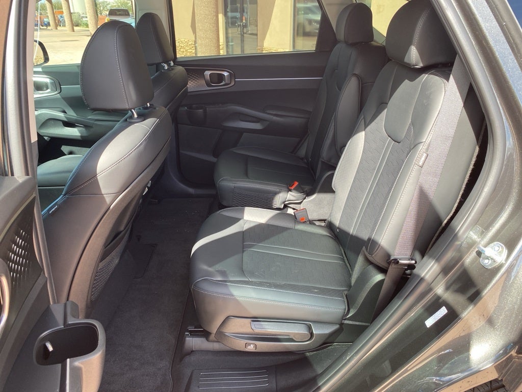 2025 Kia Sorento Hybrid EX